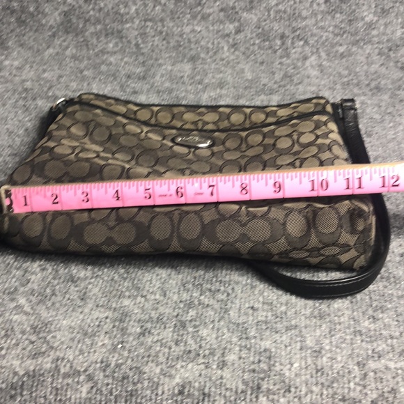 Coach - Picture 8 of 8